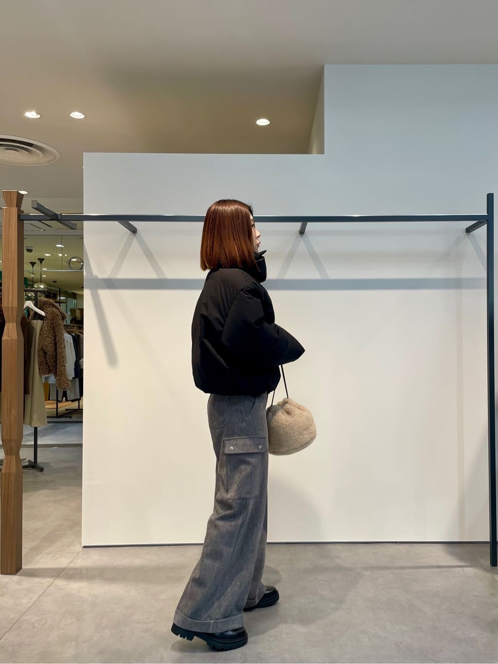 amiさんの「INDIVI｜ヘアリーボーダーポロニット」を使ったコーディネート