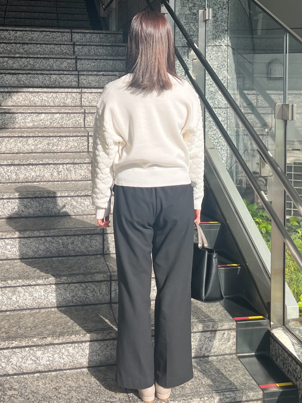 HANNAさんの「OPAQUE.CLIP｜ループヤーンスリーブニット【洗濯機OK】」を使ったコーディネート
