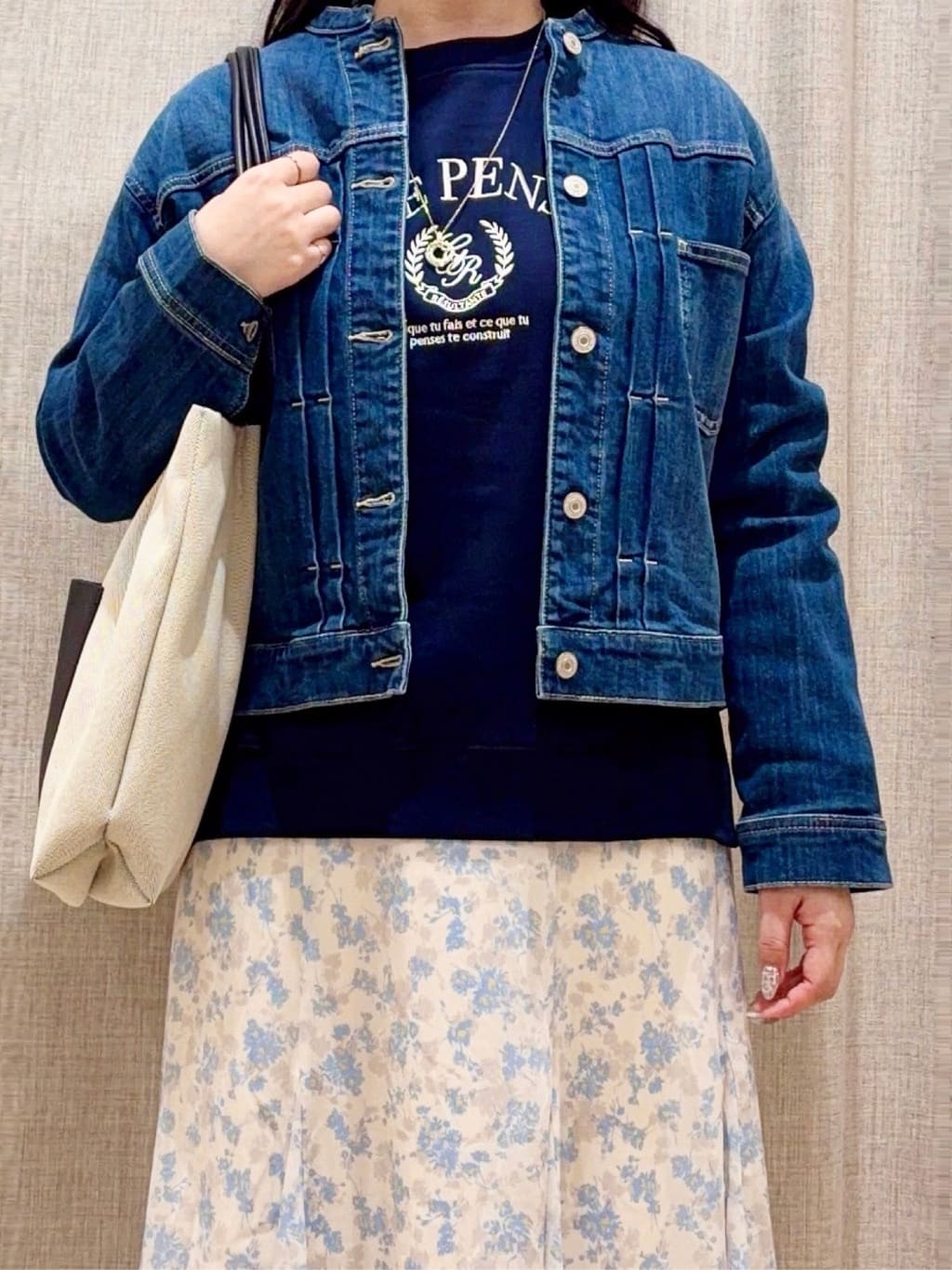 minamiさんの「grove｜刺繍ロゴ裏毛スウェットプルオーバー」を使ったコーディネート