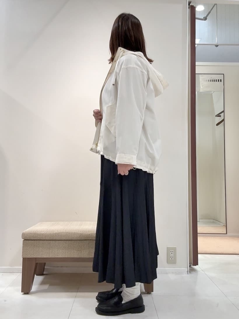 YUIさんの「UNTITLED｜【洗える/はっ水】リラクシーマウンテンパーカー」を使ったコーディネート