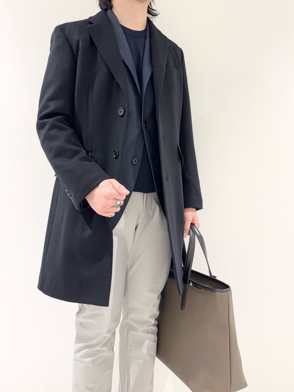 及川さんの「TAKEO KIKUCHI｜カシミヤブレンド ビーバー調チェスターコート」を使ったコーディネート