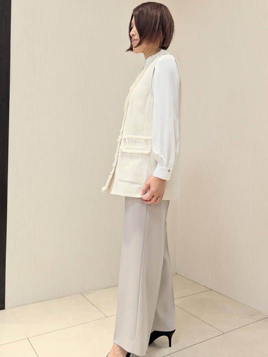 u-macoさんの「UNTITLED｜【オンオフ使える】スラブツイード ジレ」を使ったコーディネート