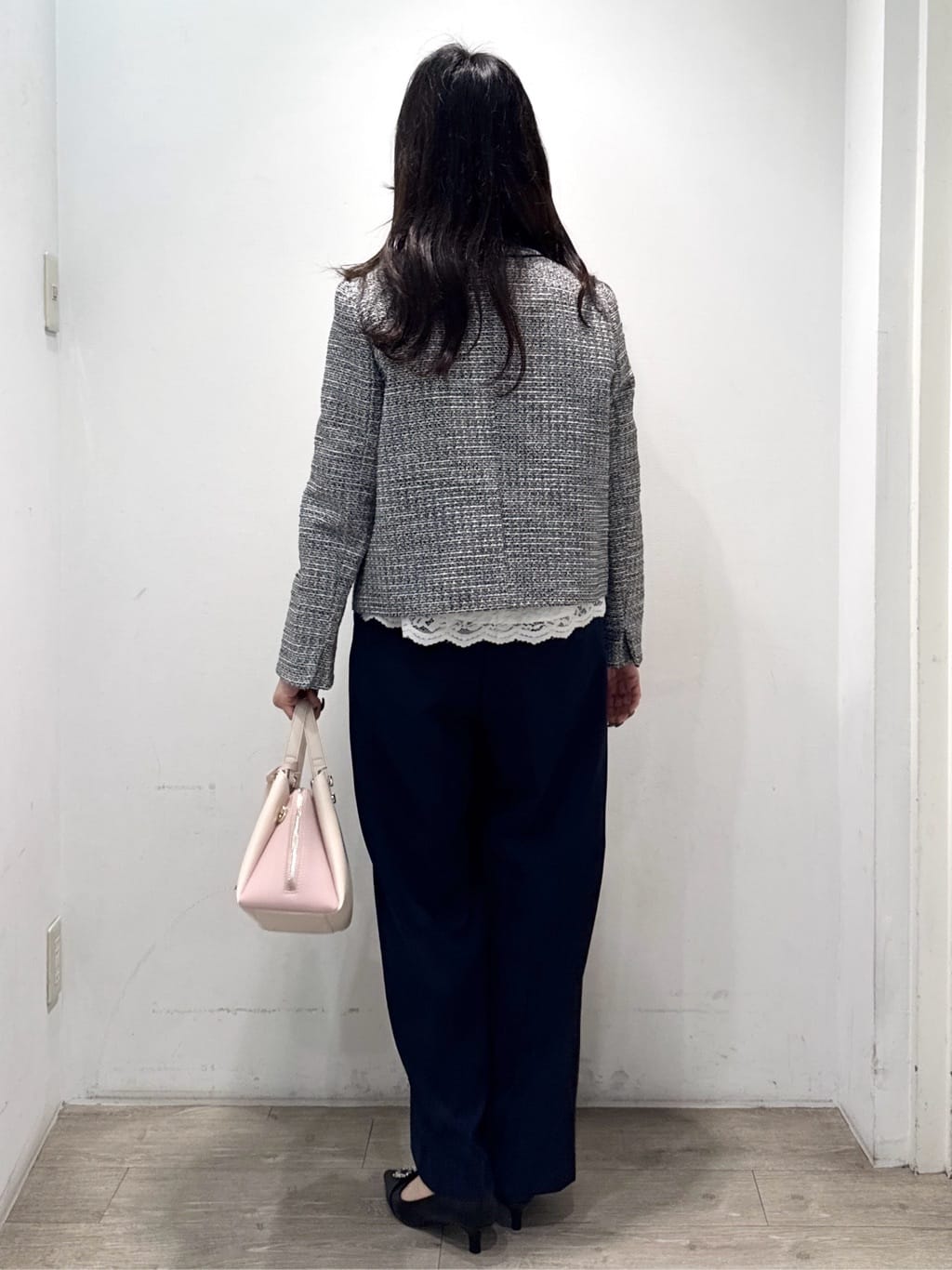 yuicciさんの「OPAQUE.CLIP｜《通勤対応》レースブラウス【洗濯機OK】」を使ったコーディネート