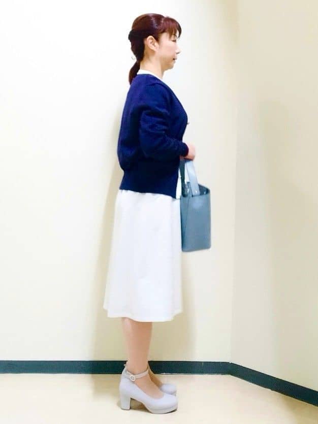 花さんの「Reflect｜【アンサンブル可】バイカラーカーディガン」を使ったコーディネート