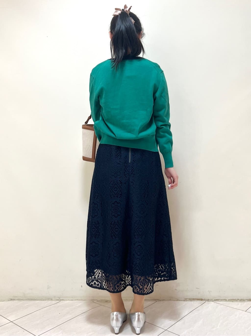 yanaさんの「Reflect｜【アンサンブル可】バイカラーカーディガン」を使ったコーディネート