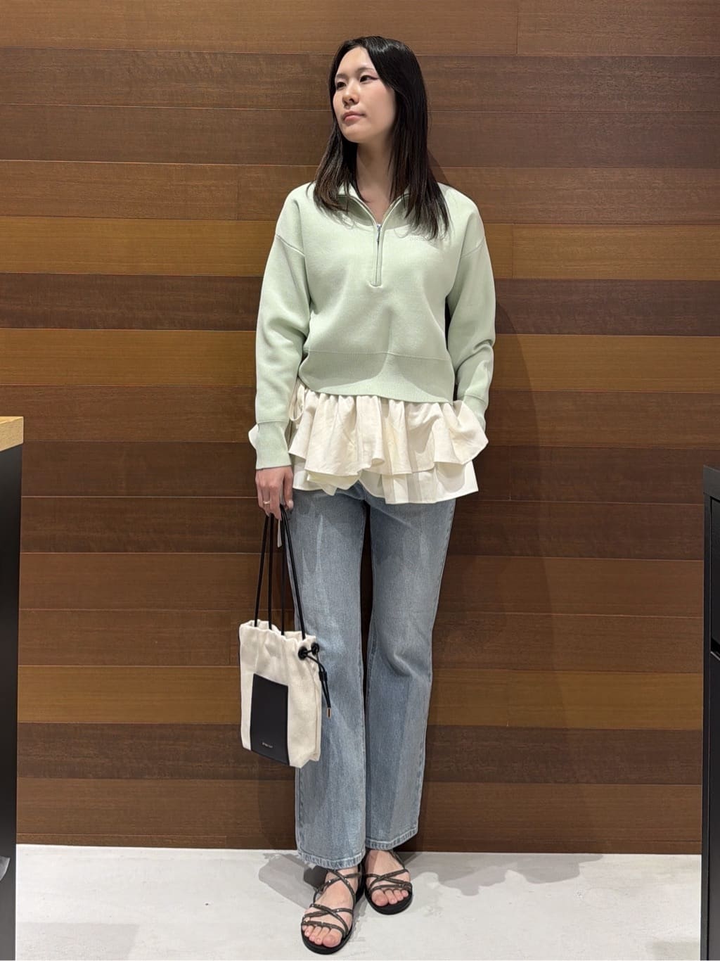 さやさんの「OPAQUE.CLIP｜ハーフZIP刺繍ロゴニット【洗濯機OK】」を使ったコーディネート