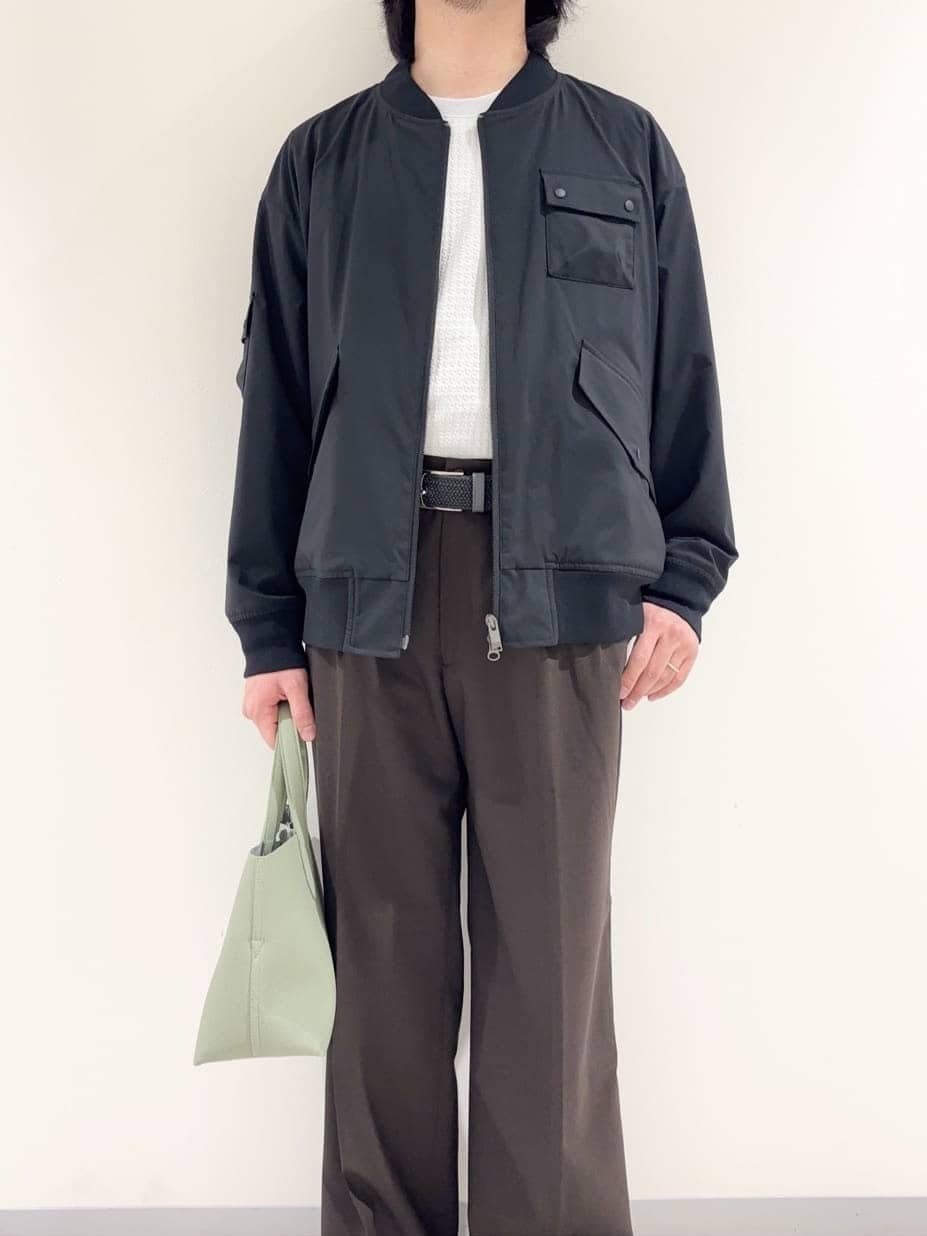 及川さんの「TAKEO KIKUCHI｜【BOWLER HAT LABEL】撥水 MA－1ブルゾン」を使ったコーディネート
