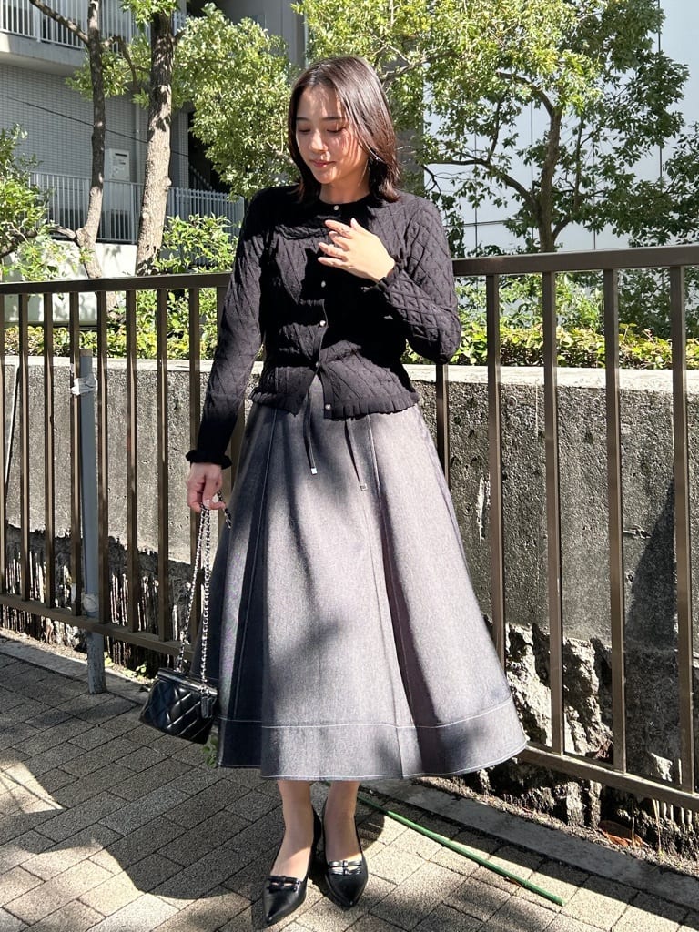 shinoさんの「Couture brooch｜【洗える・通勤】パール調ボタン テーラードジャケット」を使ったコーディネート