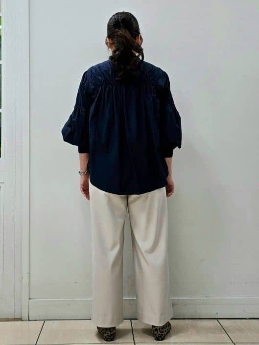 fkeさんの「Reflect｜【レイヤードにおすすめ◎】バンドカラーボリュームスリーブシャツ」を使ったコーディネート