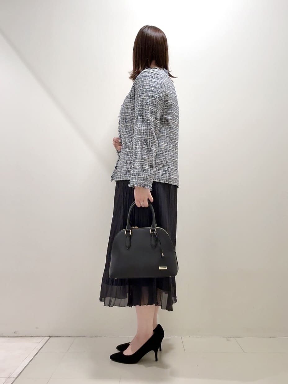 YUIさんの「UNTITLED｜【透けにくい/ウエストイン見え】タックブラウス」を使ったコーディネート