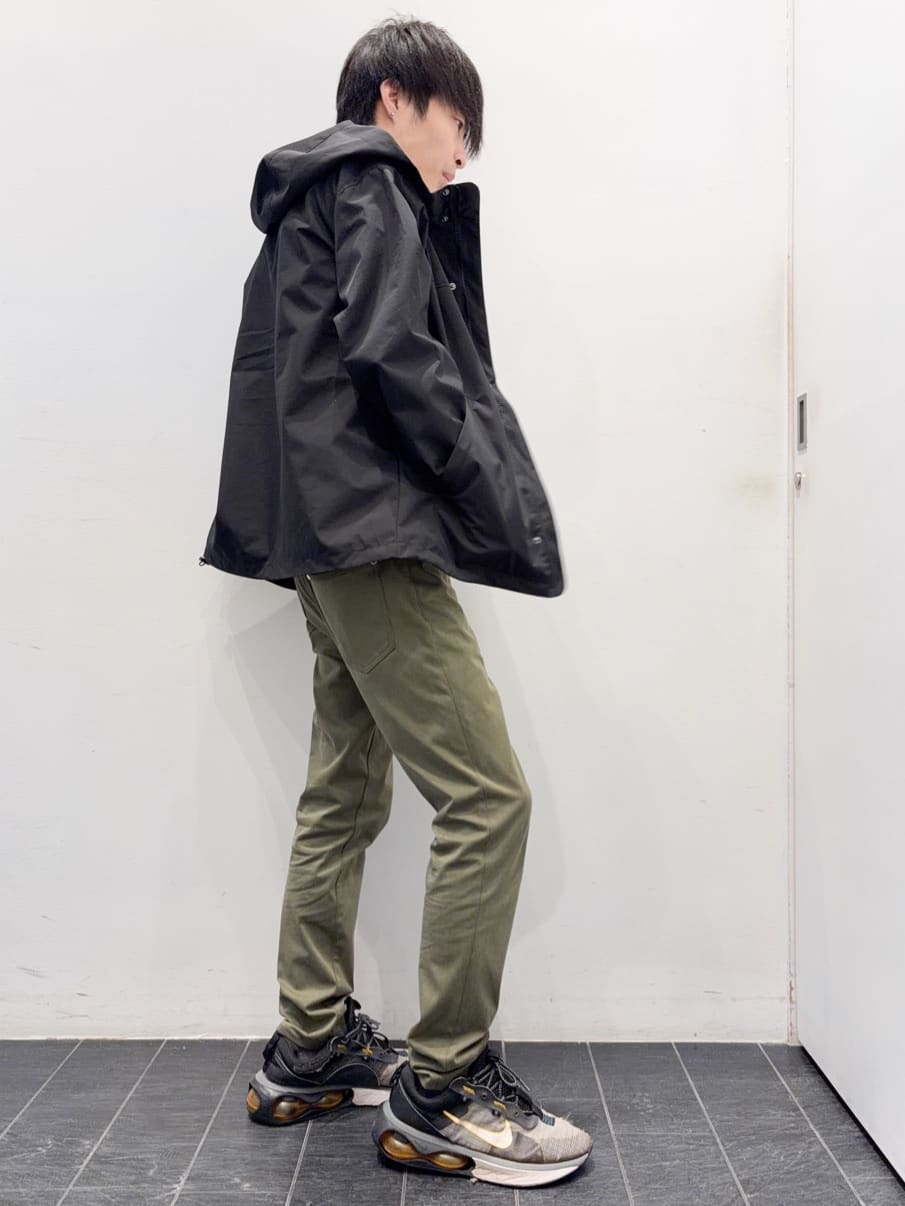ちびちゃんさんの「THE SHOP TK｜【季節の変わり目に最適】ナイロンマウンテンパーカ  防風/洗濯機OK」を使ったコーディネート