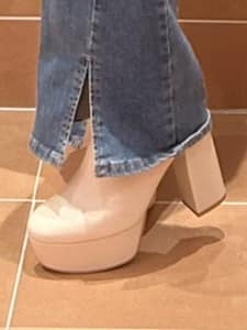 Arisaさんの「ESPERANZA｜ラク盛りショートブーツ」を使ったコーディネート