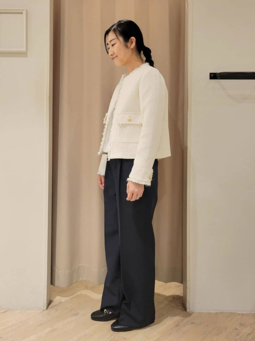 いそさんの「grove｜【マシンウォッシュ／防シワ/SS-3L】ストレッチワイドパンツ」を使ったコーディネート