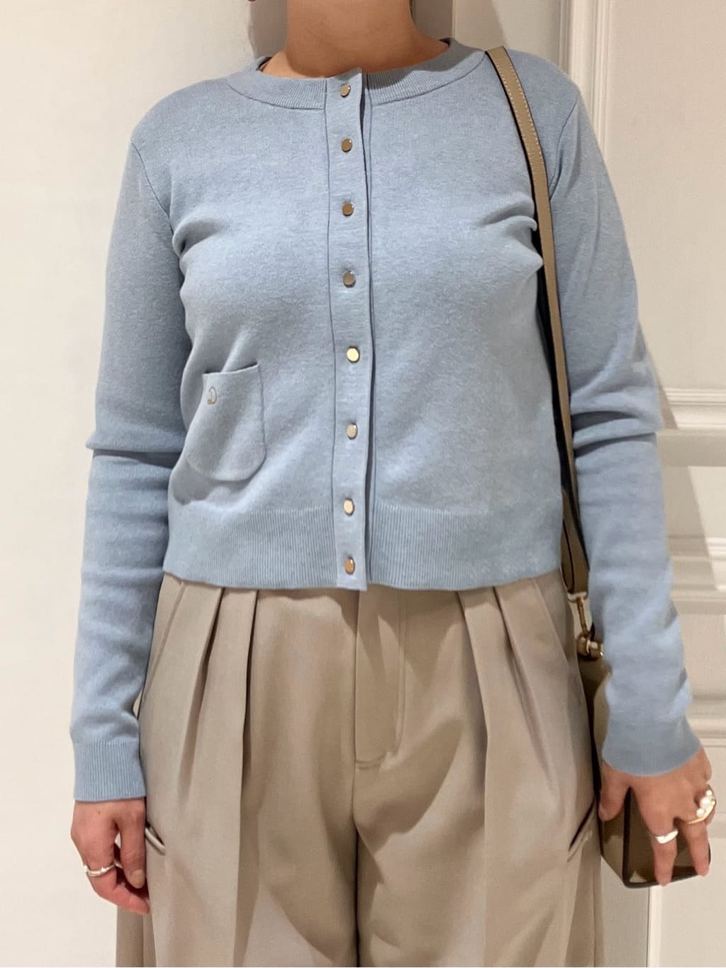 TAJIさんの「DRESSTERIOR｜【接触冷感/ウォッシャブル/otonaMUSE5月号掲載】カービーカーゴパンツ」を使ったコーディネート