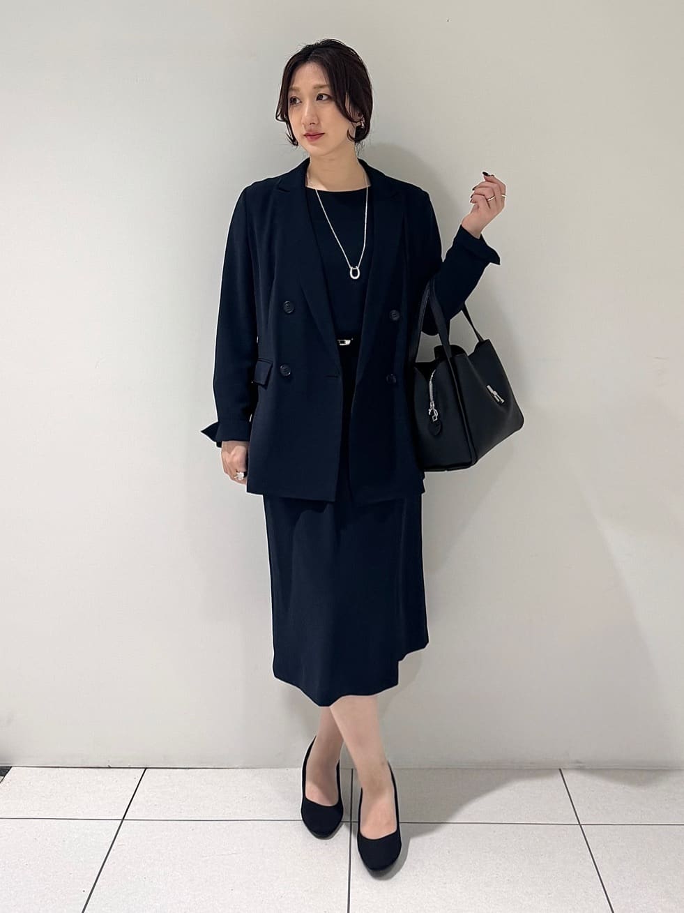 そんさんの「INDIVI｜【洗える／多機能／SETUP可】着る日傘ダブルジャケット」を使ったコーディネート