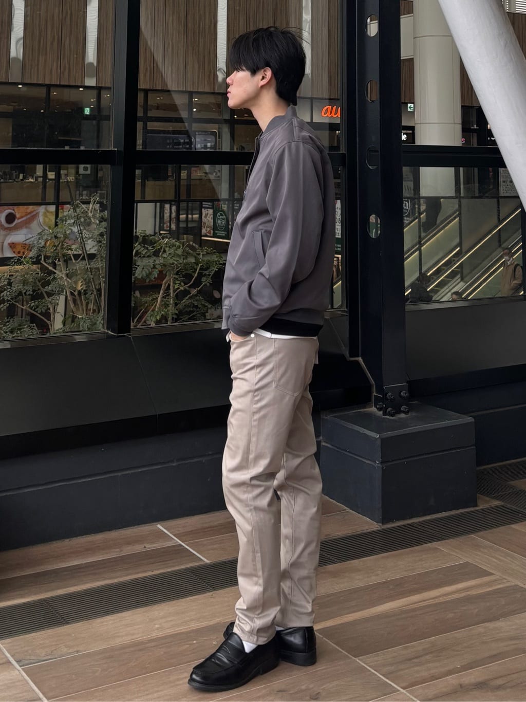 うらしーさんの「THE SHOP TK｜FLEX LINE ストレッチリブブルゾン　ストレッチ/防シワ/マシンウォッシャブル/セットアップ可」を使ったコーディネート
