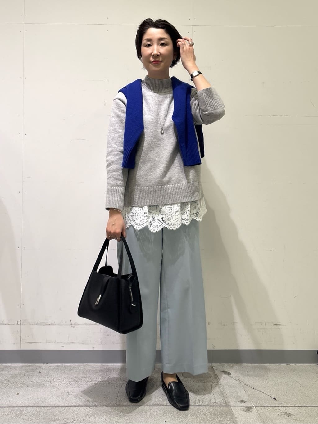 yuriさんの「INDIVI｜【カシミヤ混】ミドルゲージ ハイネックニット」を使ったコーディネート