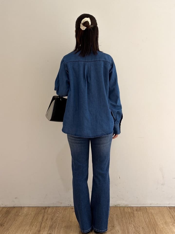 mireiさんの「OPAQUE.CLIP｜セルロース混デニムボウタイブラウス【洗濯機OK】」を使ったコーディネート