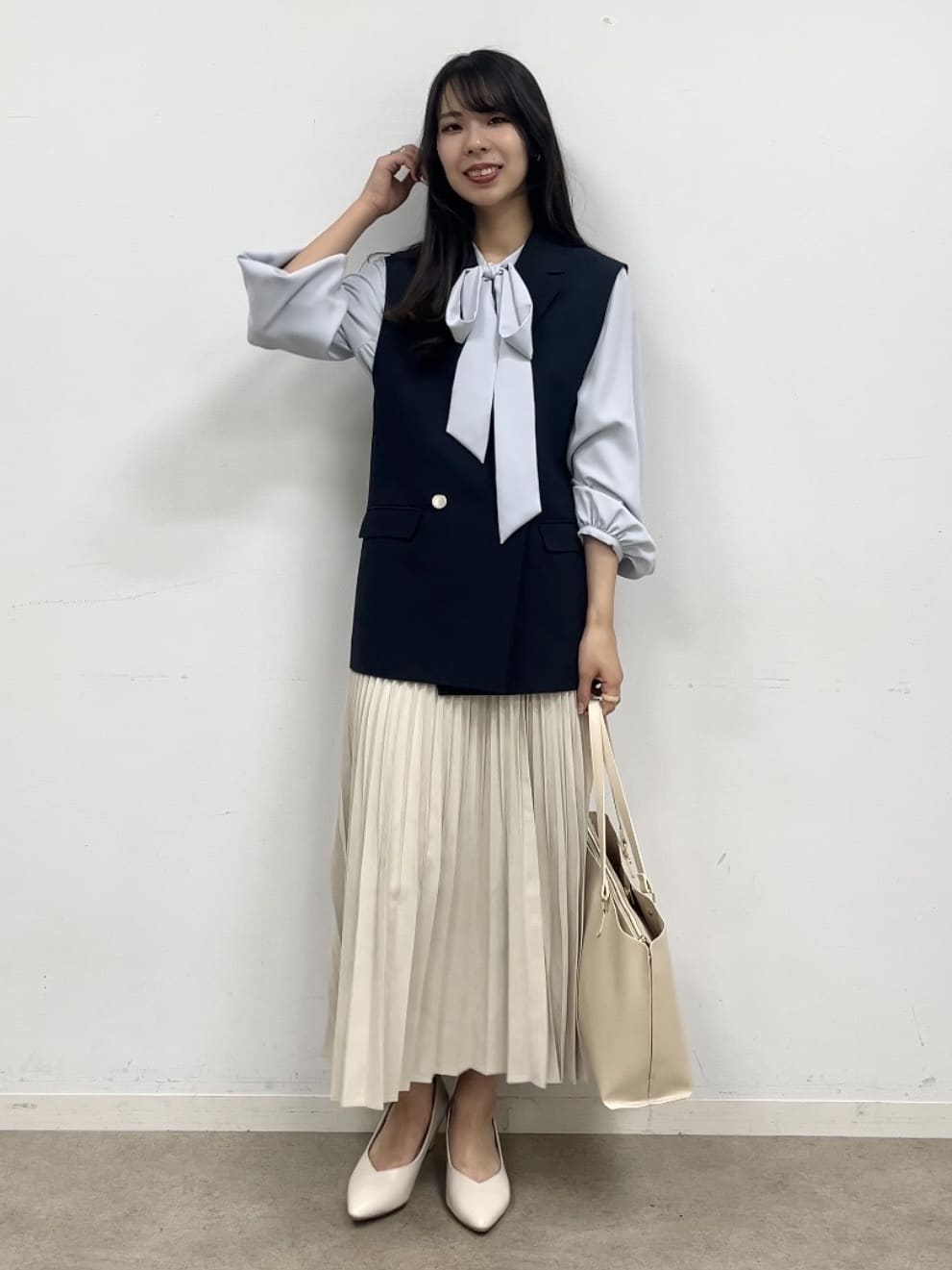 cotaniさんの「SHOO･LA･RUE｜【セットアップ可/S-LL/洗濯機可】サッと羽織ってこなれ見え ダブルブレストジレ」を使ったコーディネート
