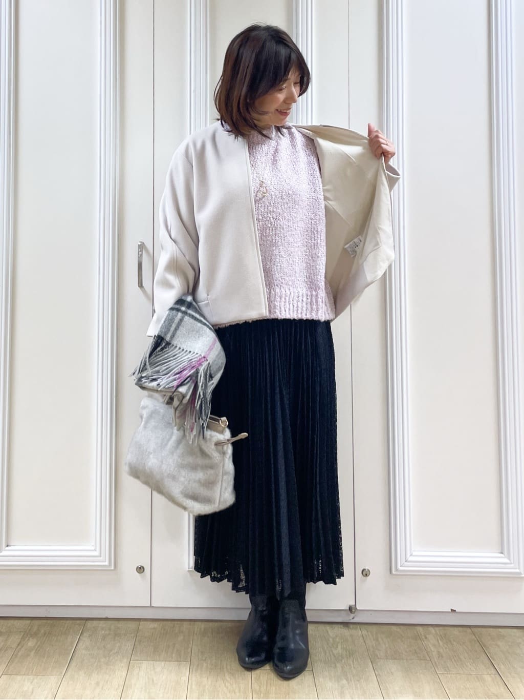 めいさんの「Reflect｜【一枚で着映え◎／ゆったり着られるワンサイズ】スパンコール&times;ラメニット」を使ったコーディネート