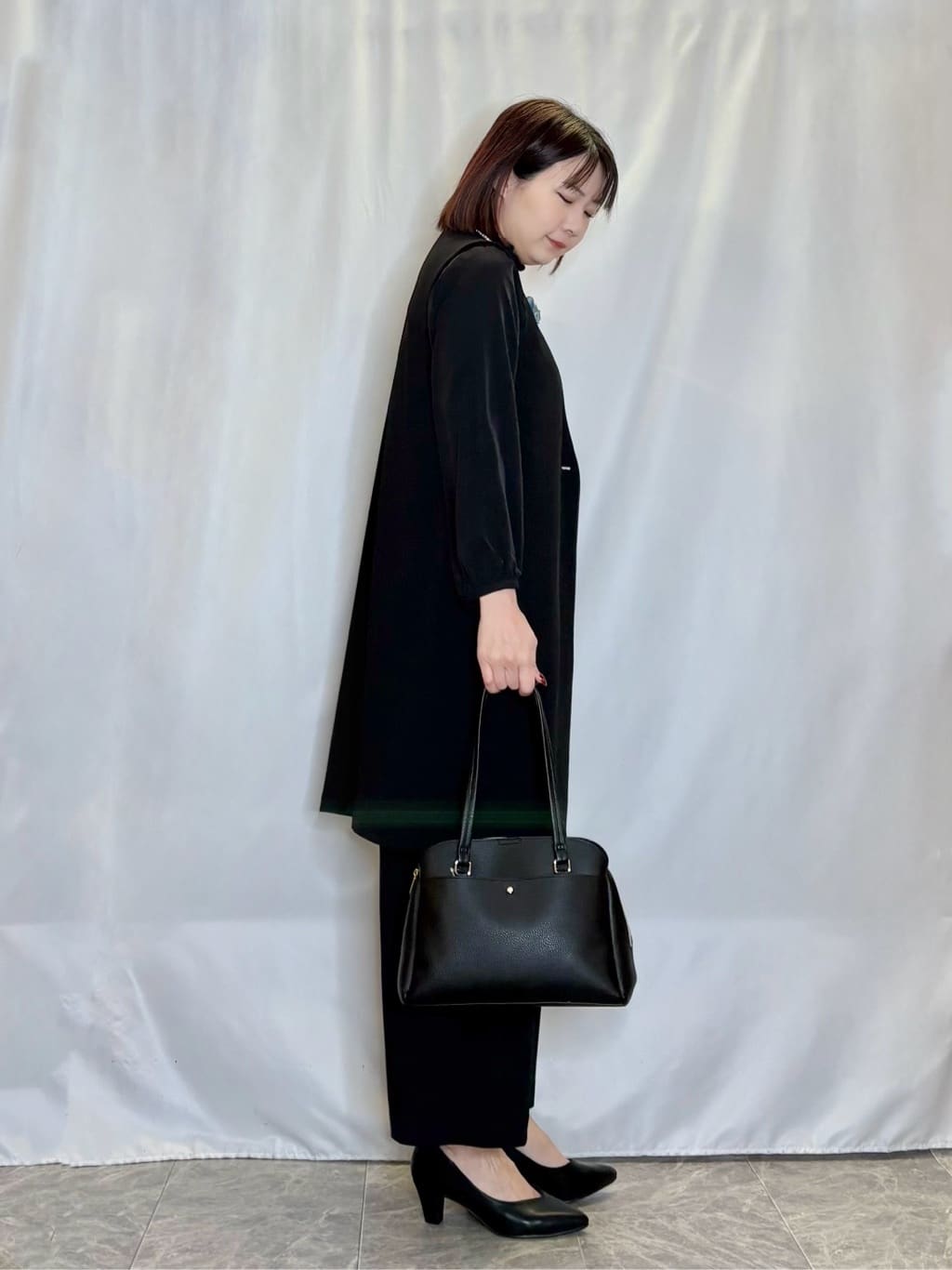 ネリさんの「SHOO･LA･RUE｜【洗濯機可/セットアップ可/S-3L】きちんと楽に。カットジョーゼット ロングジレ」を使ったコーディネート
