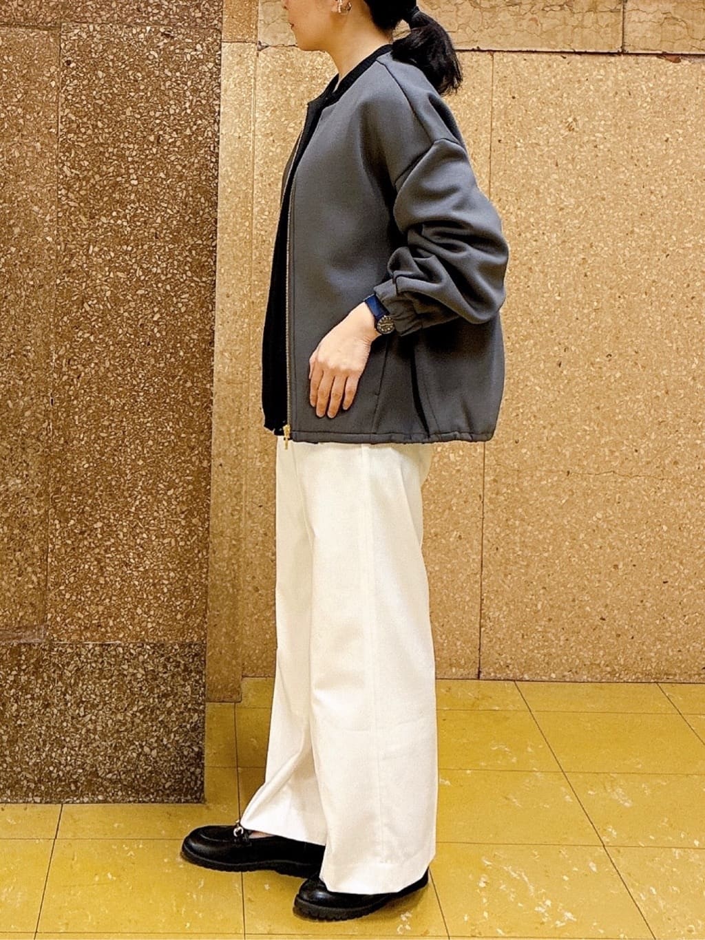 hattoriさんの「INDIVI｜【新作褒められパンツ】快温ワイドパンツ」を使ったコーディネート