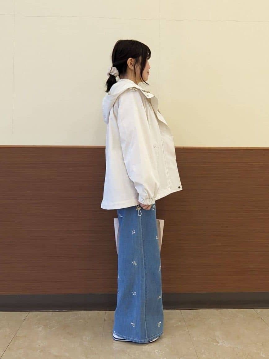 syu*さんの「SHOO･LA･RUE｜ヒールアップスニーカー」を使ったコーディネート
