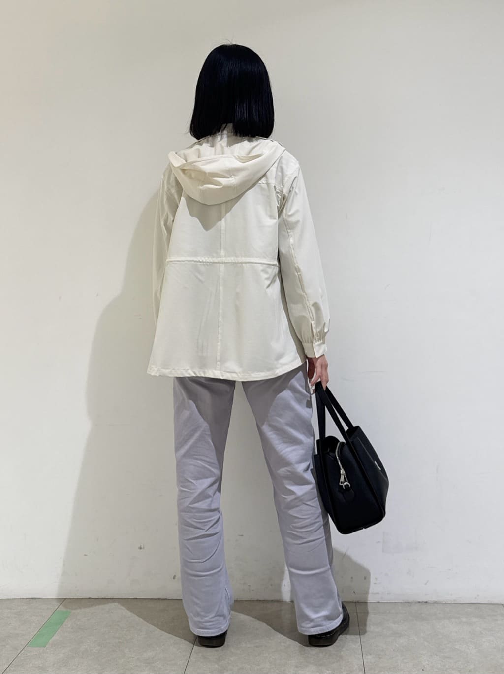 rinaさんの「INDIVI｜【2WAY／洗える】ラメストライプ コットン混シャツ」を使ったコーディネート