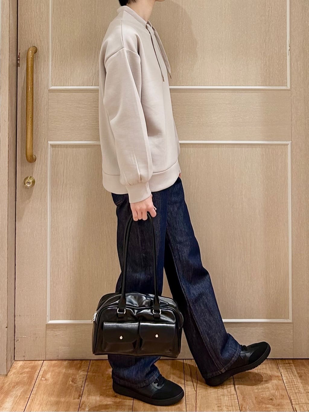 ちぐささんの「SHOO･LA･RUE｜【SHOO・LA・RUE DENIM/SS-LL】程よい厚みの ストレートデニムパンツ（10.5オン」を使ったコーディネート