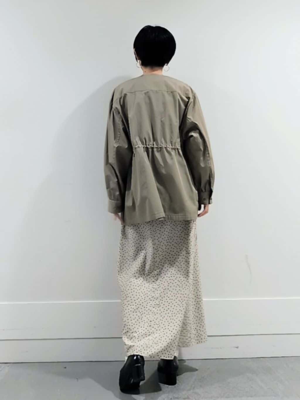ミズタさんの「UNTITLED｜【洗える/七分袖】ボートネックコットンプルオーバー」を使ったコーディネート