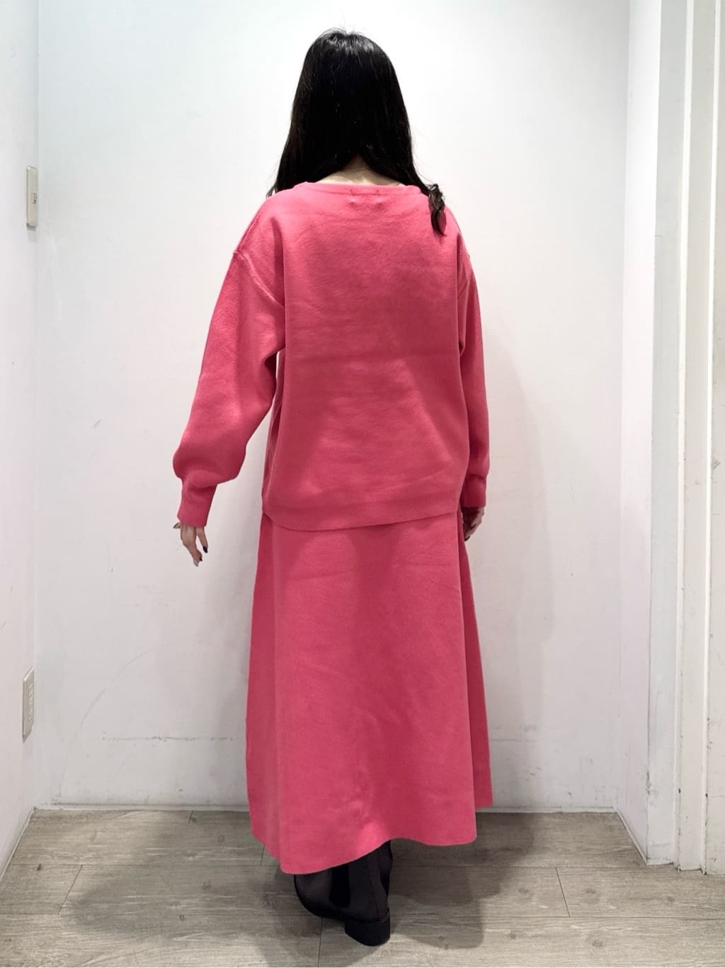 yuicciさんの「OPAQUE.CLIP｜サイド編地切替ニットトップス／セットアップ対応【洗濯機OK】」を使ったコーディネート