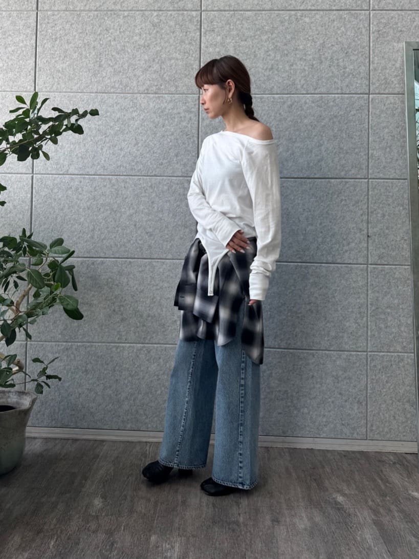 designer yukaさんの「CODE A｜easy flip tee」を使ったコーディネート