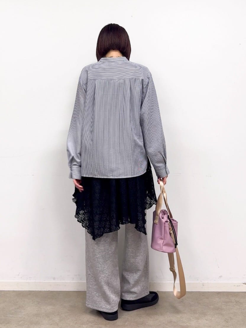 𝐜𝐡𝐢𝐤𝐚さんの「SHOO･LA･RUE｜【セットアップ可/S-LL/なめらかタッチ】こなれた着こなしに ダブルウエスト レイヤードパンツ」を使ったコーディネート
