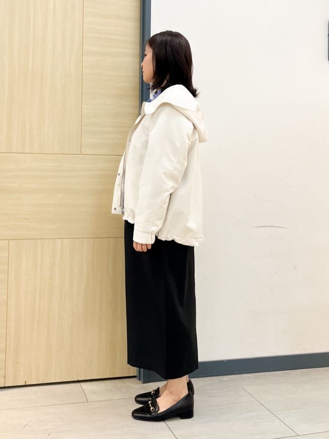 YOさんの「grove｜【撥水】きれいめに着こなせるマウンテンパーカ」を使ったコーディネート