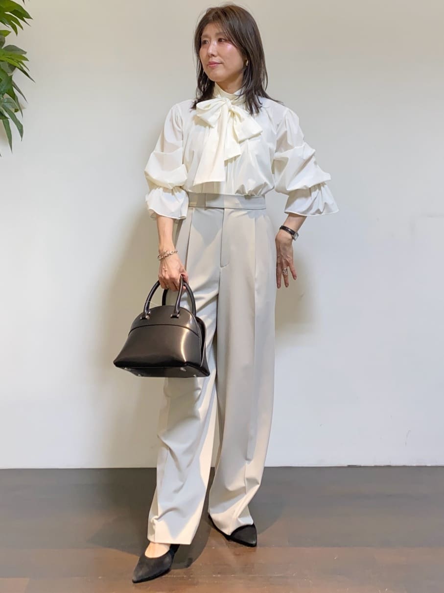 tomoさんの「UNTITLED｜【仕事着/スーツ】ファンシーツイード ジャケット」を使ったコーディネート