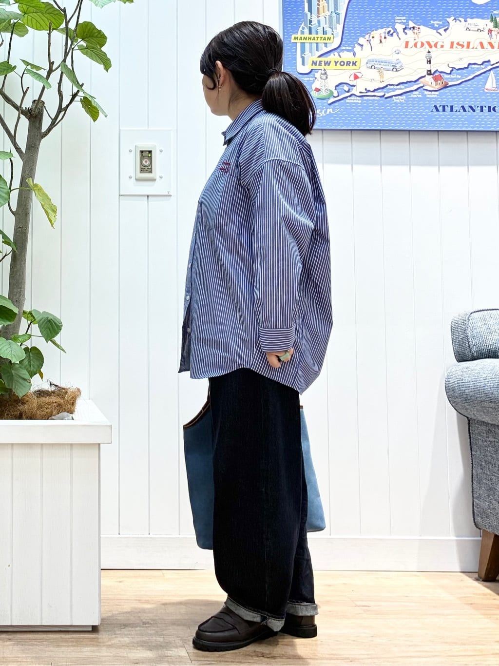 msatoさんの「Dessin｜【洗える】刺繍ロゴ入りオーバーシャツ」を使ったコーディネート