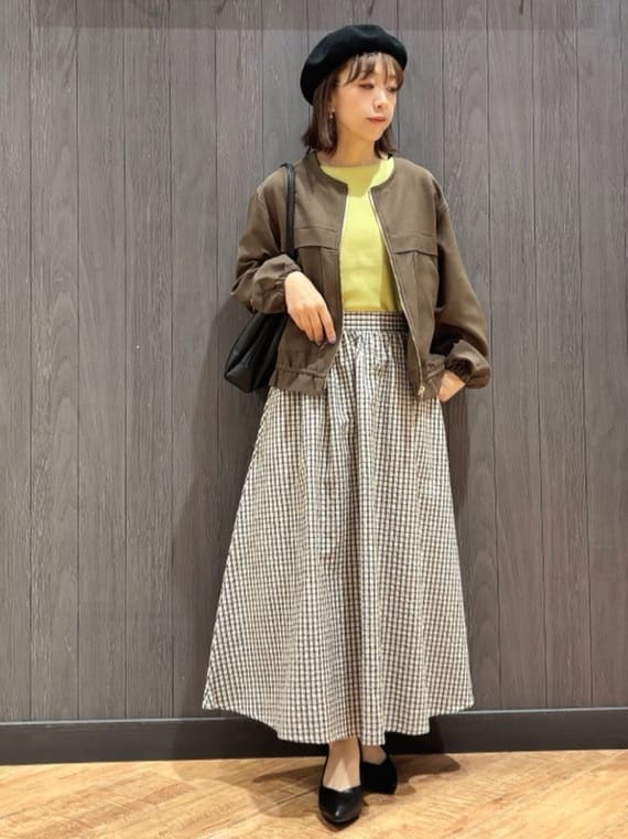 meiさんの「SHOO･LA･RUE｜【洗濯機可/S-LL】さらりと軽やか インせず着られる すっきり見えドルマンニット」を使ったコーディネート