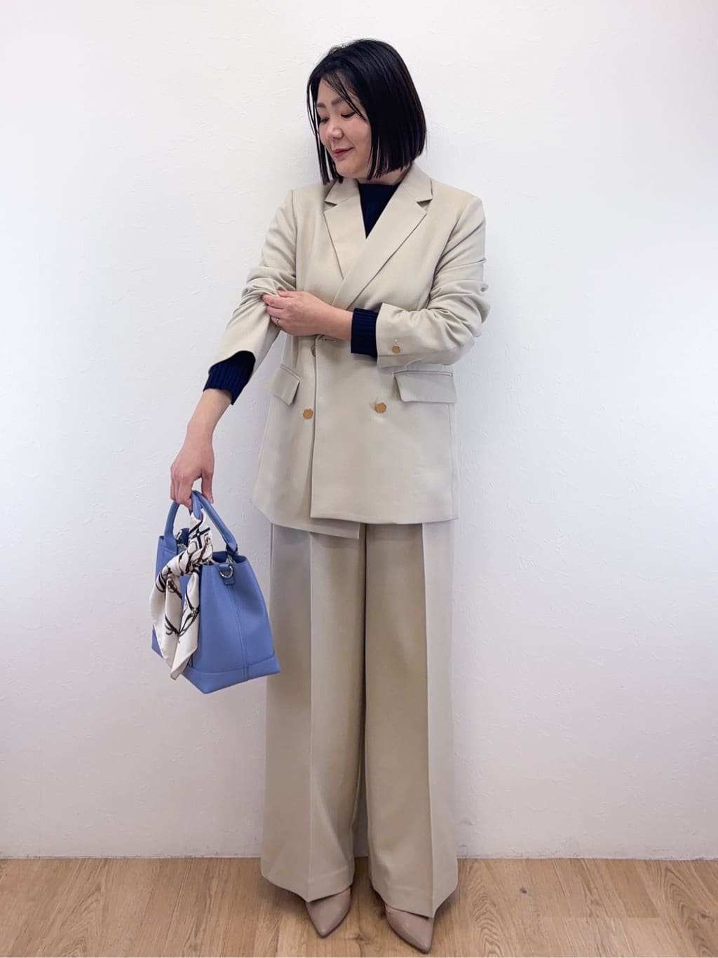 Takeさんの「OPAQUE.CLIP｜金ボタンダブルブレストテーラードジャケット／セットアップ対応【洗える】」を使ったコーディネート