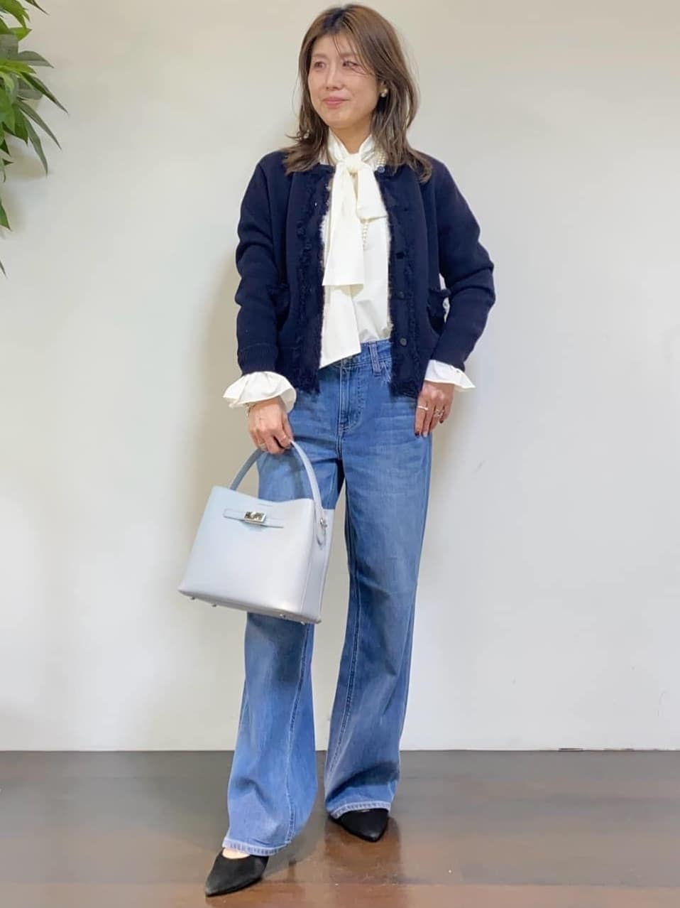 tomoさんの「UNTITLED｜◆【セレモニー/華やか】2WAYボウタイブラウス」を使ったコーディネート