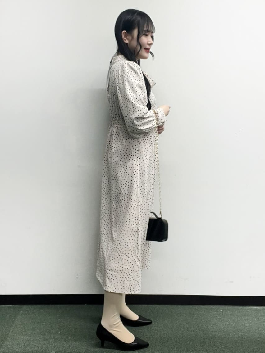 Hitomiさんの「index｜リボンボウタイドットワンピース【洗濯機OK／イージーアイロン／防シワ】」を使ったコーディネート