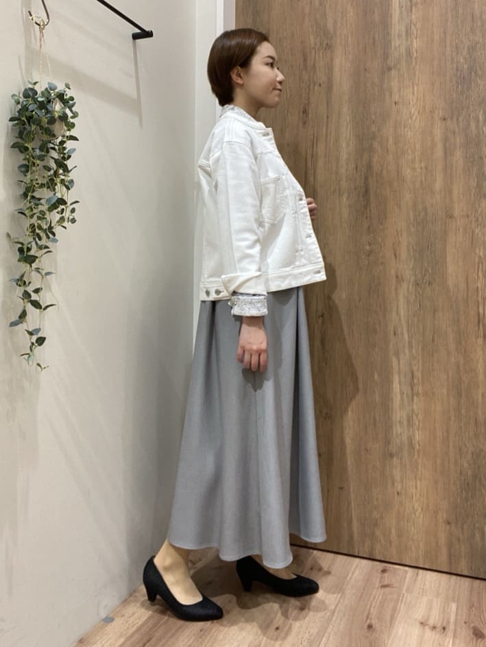 まなしぃさんの「grove｜着心地軽やか、動きやすいストレッチデニムジャケット」を使ったコーディネート