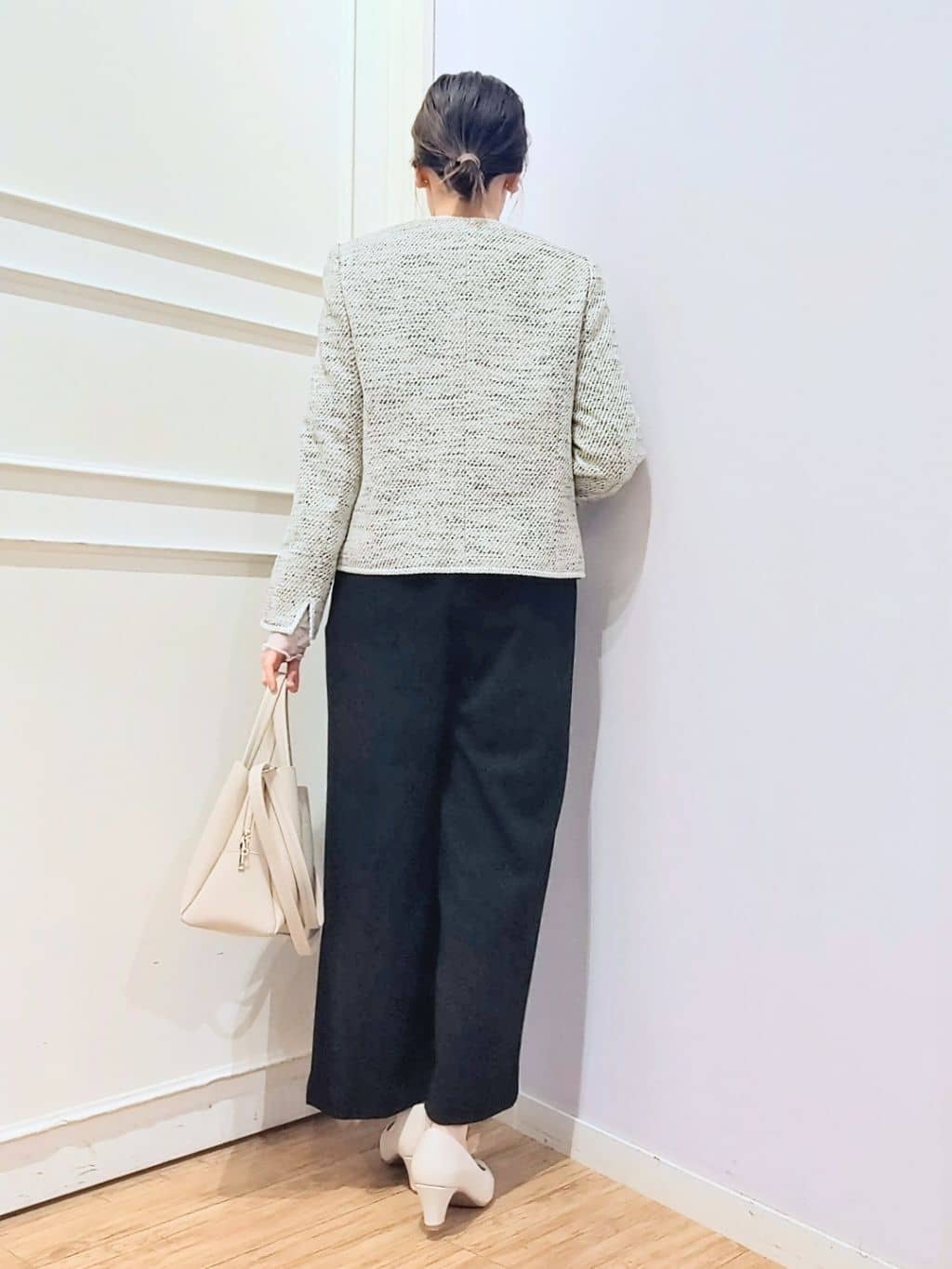 miomioさんの「SHOO･LA･RUE｜【S-3L】オンとオフで印象が変わる ライトツイードジャケット」を使ったコーディネート