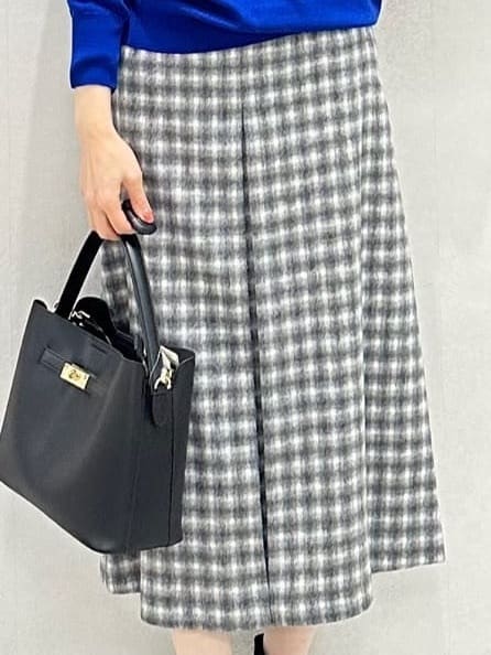 Miwaさんの「UNTITLED｜【着回しが効く／オンオフアウター】ウールショートコート」を使ったコーディネート