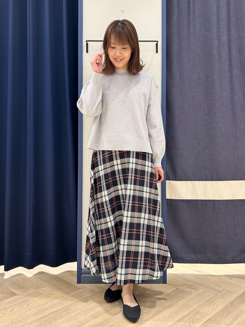 Orikaさんの「grove｜【撥水】きれいめに着こなせるマウンテンパーカ」を使ったコーディネート