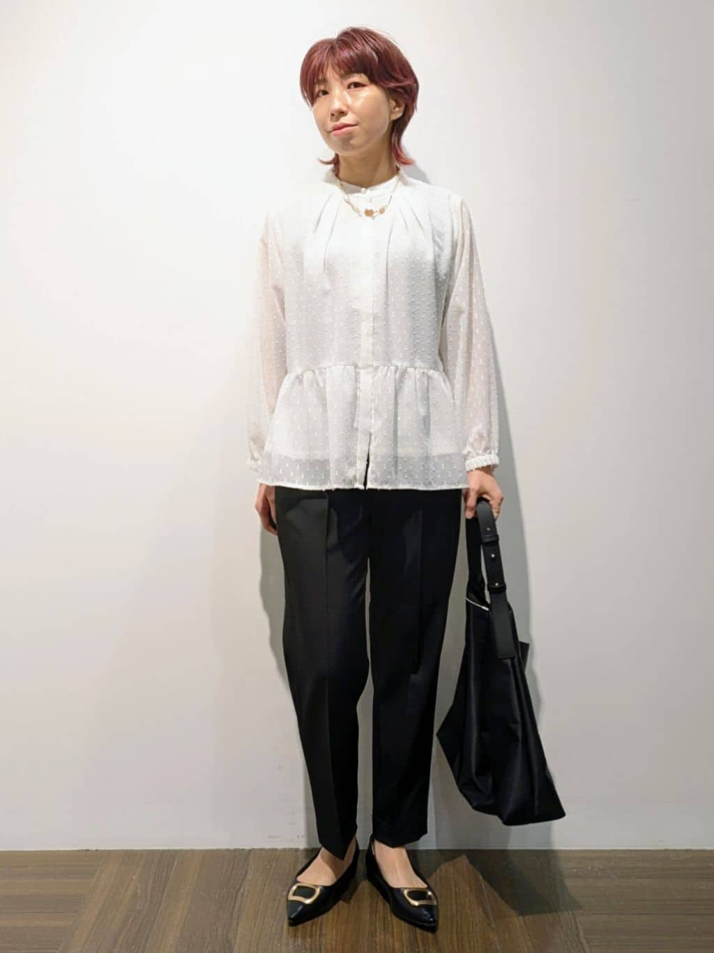 4410さんの「THE SHOP TK｜【通勤にもカジュアルにも】CAVIAN ジレ/セットアップ可」を使ったコーディネート