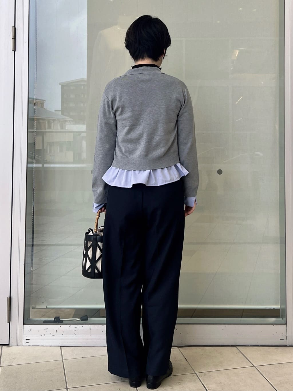 yo-koさんの「OPAQUE.CLIP｜ポロ衿シャツドッキングニット【洗濯機OK】」を使ったコーディネート