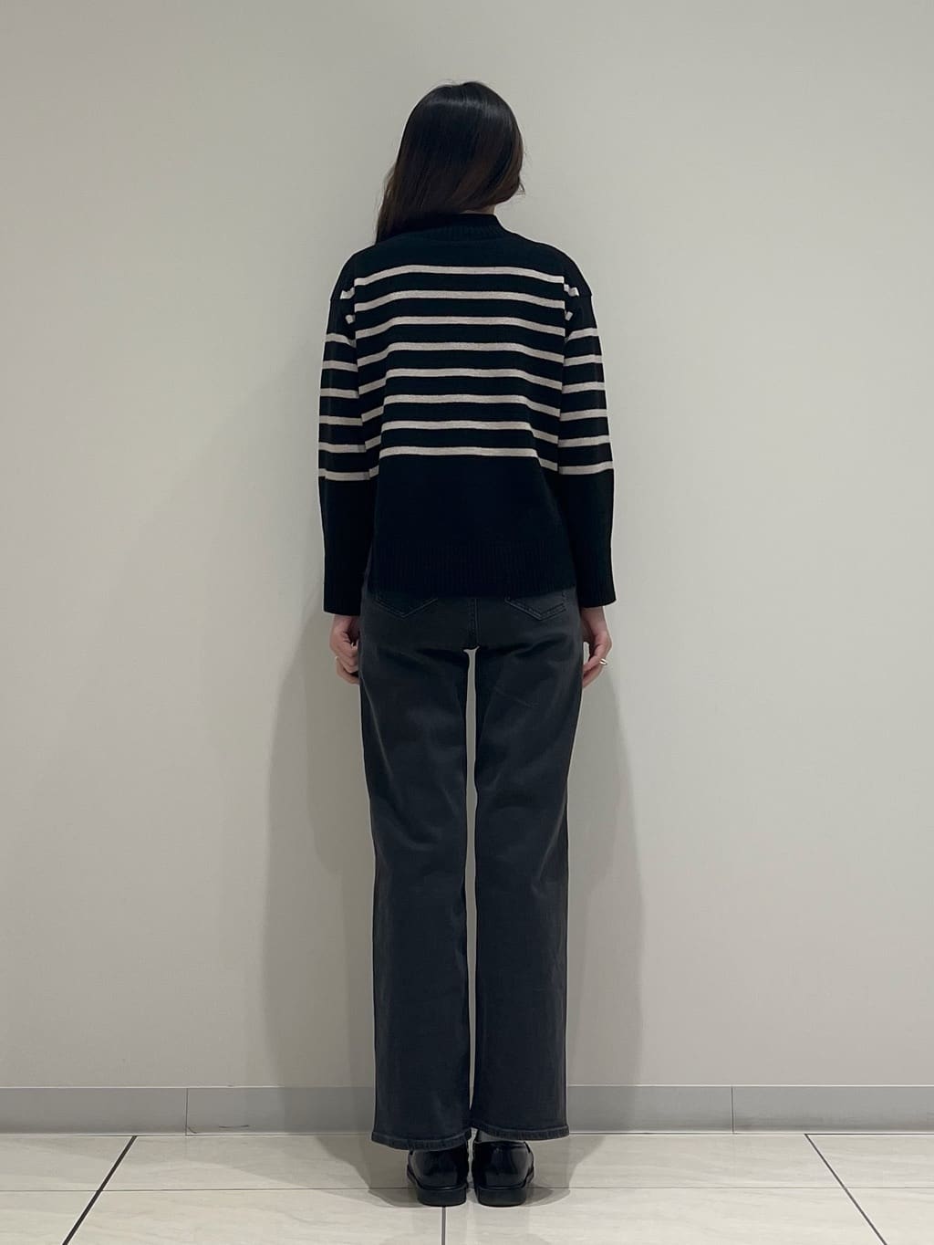 T.Kさんの「INDIVI｜【カシミヤ混】ミドルゲージ ハイネックニット」を使ったコーディネート