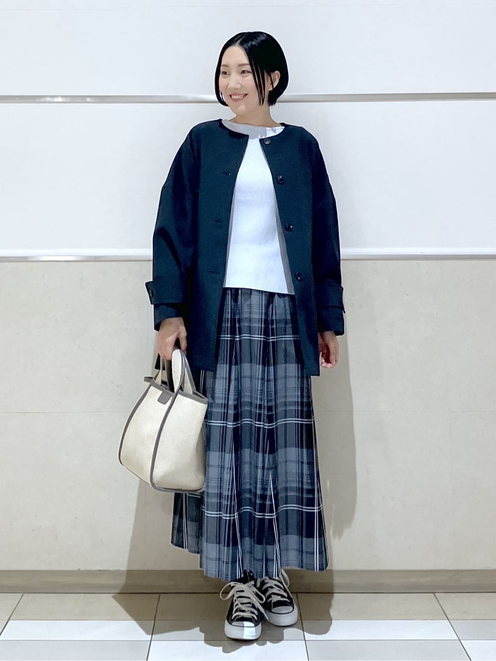 eriko さんの「Dessin｜【花粉ガード/撥水加工/洗える】クルーネックスプリングコート」を使ったコーディネート