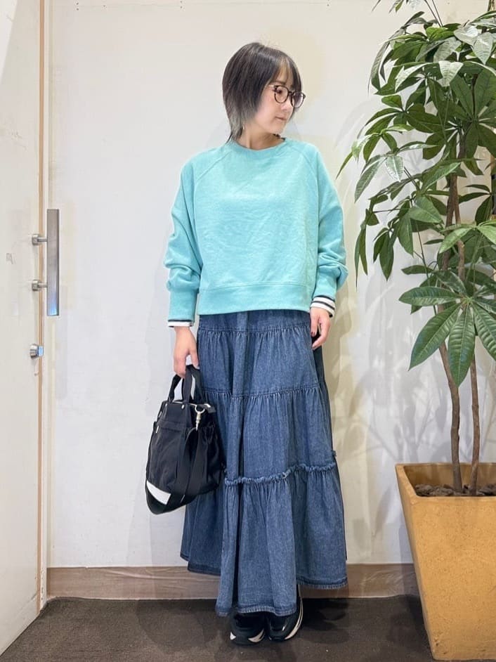 misakiさんの「SHOO･LA･RUE｜ヒールアップスニーカー」を使ったコーディネート