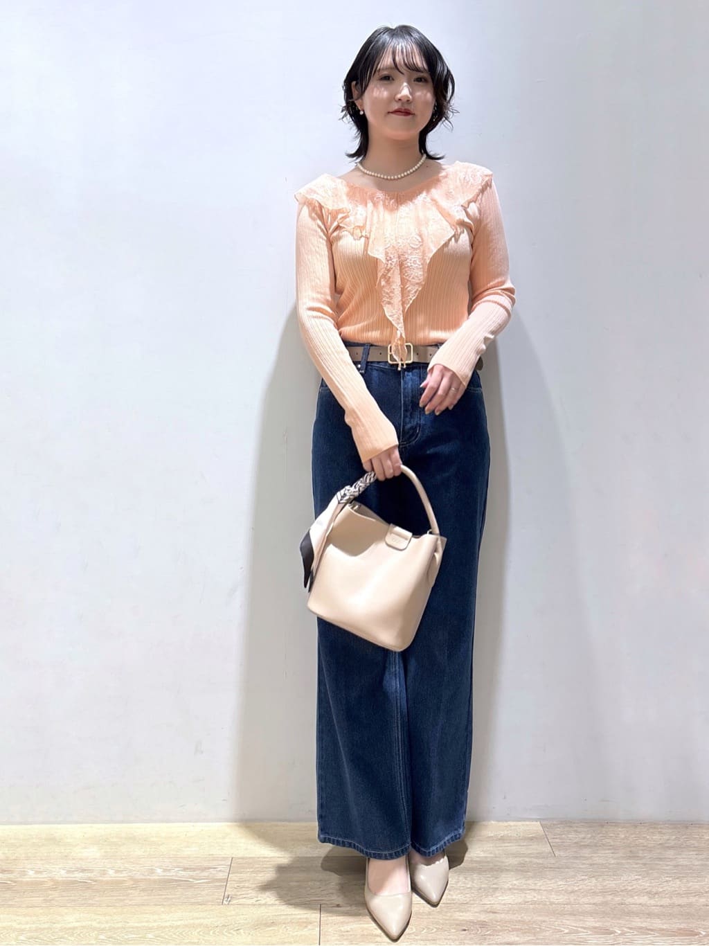 mizukiさんの「index｜《丈が選べる》ストレートデニムパンツ【洗濯機洗い可】」を使ったコーディネート